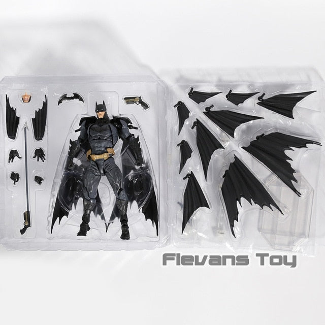 Revoltech Amazing Yamaguchi No.009 Batman PVC Action Figure Collectible Model Toy