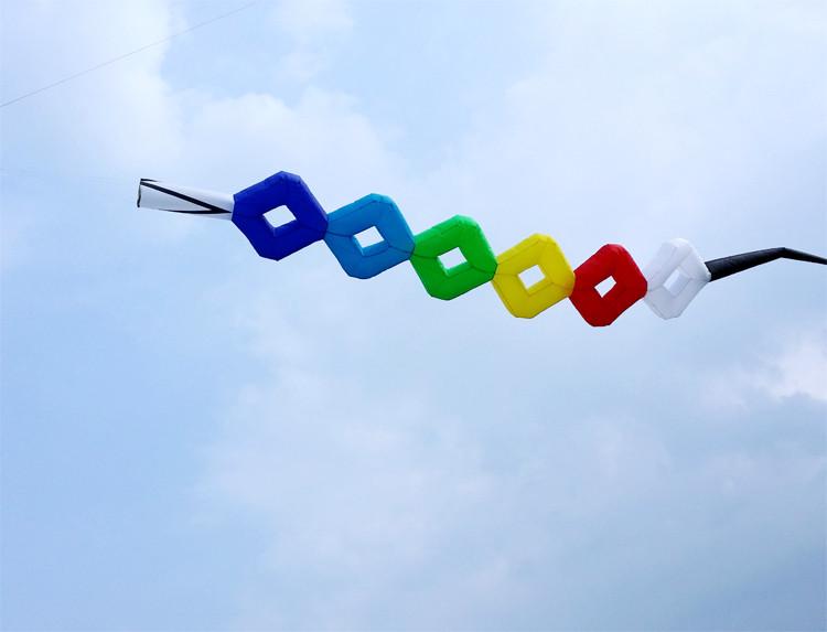 Outdoor Fun Sports Kite Accessories 7m Rainbow Diamond Nylon Tail / Kite Pendant for power kite or Pilot